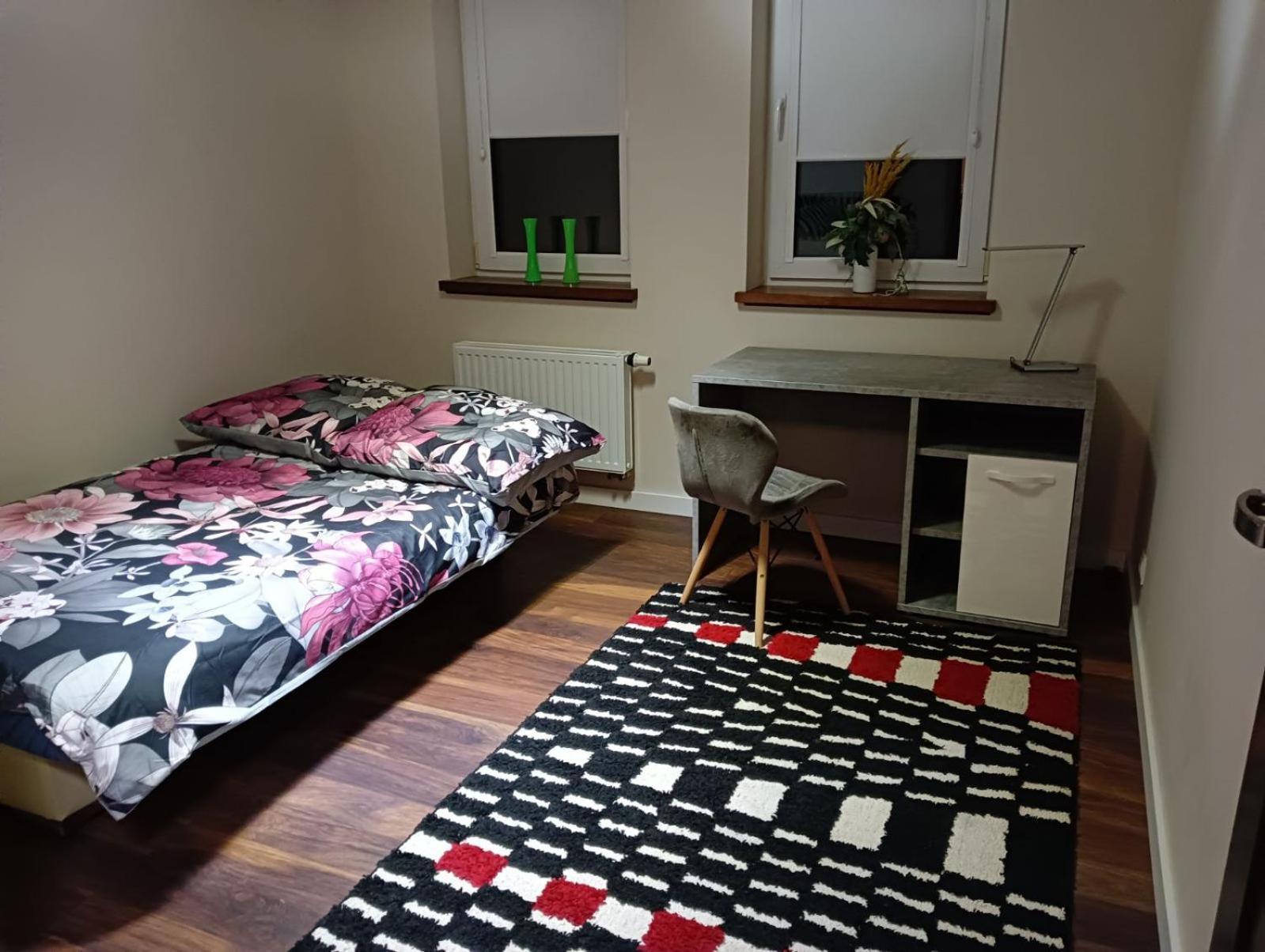 Apartament 80M2 Z 70M2 Tarasem -W Pelni Wyposazony - Wyjatkowe Centrum Miasta Włocławek Exterior foto